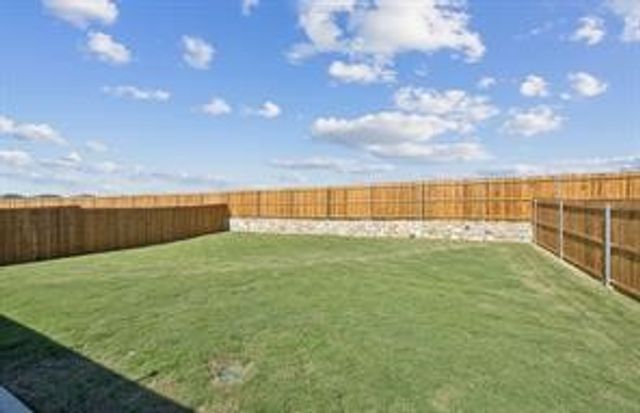 2037 Pleasant Knoll Circle, Forney, TX 75126