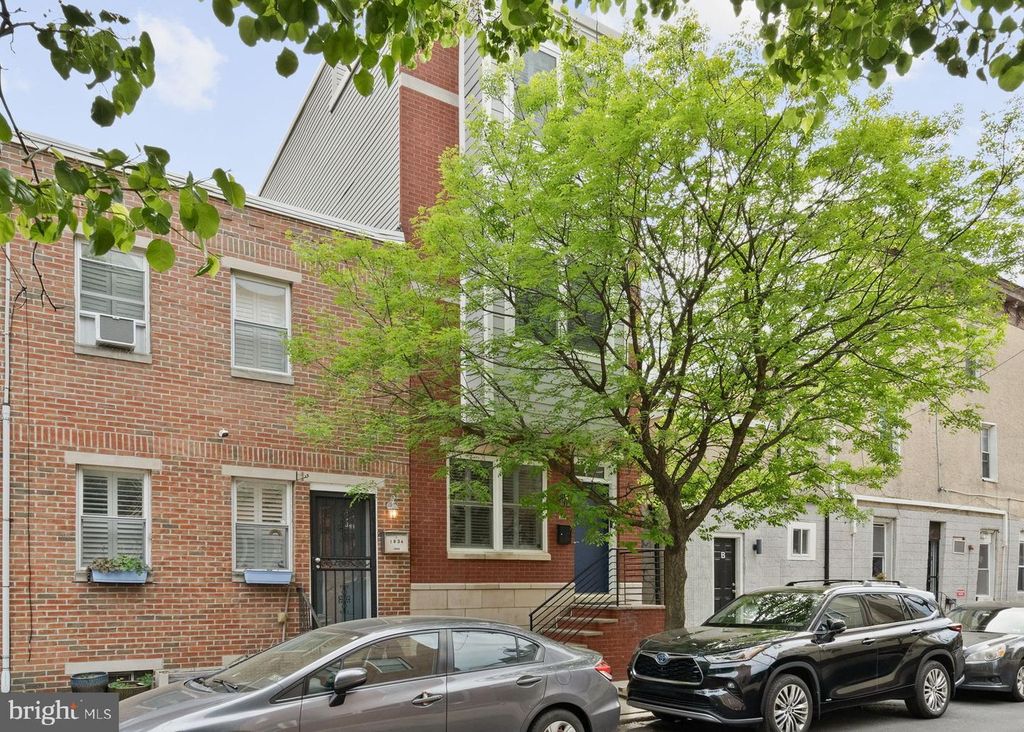 1836 MANTON ST, Philadelphia, PA 19146