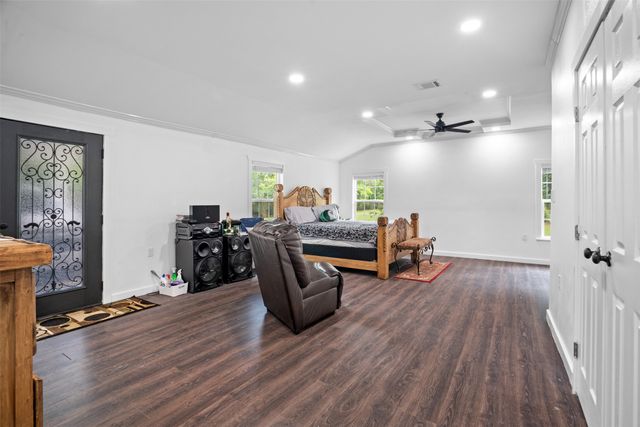 1112 W Pleasant Run Road D, Desoto, TX 75115