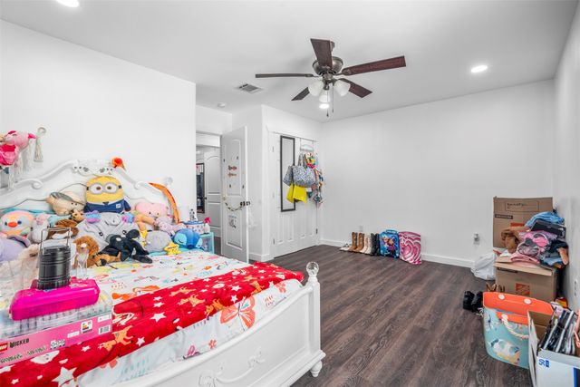 1112 W Pleasant Run Road D, Desoto, TX 75115