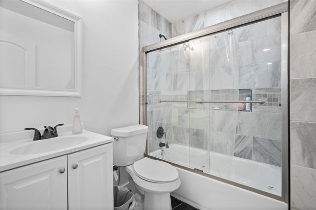 1112 W Pleasant Run Road D, Desoto, TX 75115