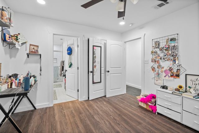 1112 W Pleasant Run Road D, Desoto, TX 75115