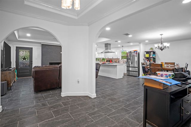 1112 W Pleasant Run Road D, Desoto, TX 75115
