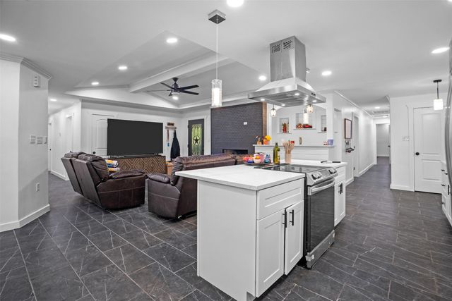 1112 W Pleasant Run Road D, Desoto, TX 75115