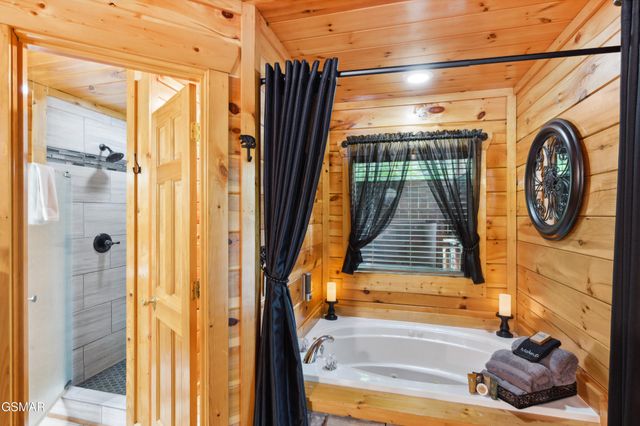 1314 Indian Court, Sevierville, TN 37876
