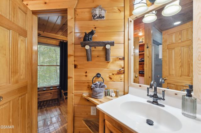 1314 Indian Court, Sevierville, TN 37876