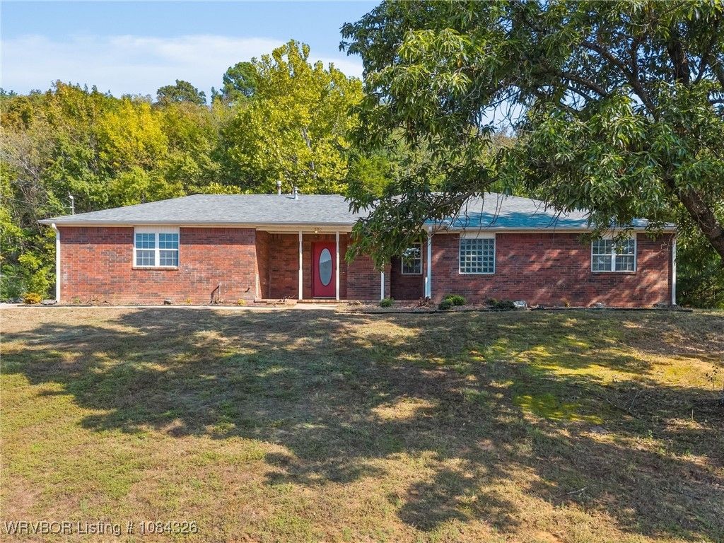 590 W Denver Street, Greenwood, AR 72936