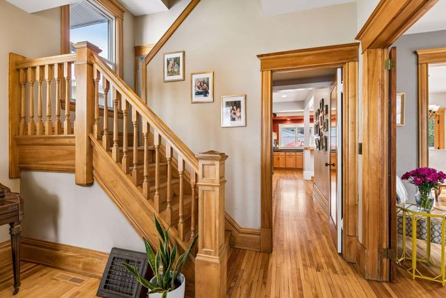 3109 Humboldt Avenue S, Minneapolis, MN 55408