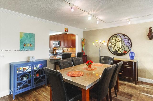 5519 Fairway Park Drive 203, Boynton Beach, FL 33437