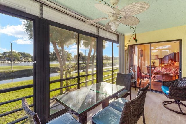 5519 Fairway Park Drive 203, Boynton Beach, FL 33437