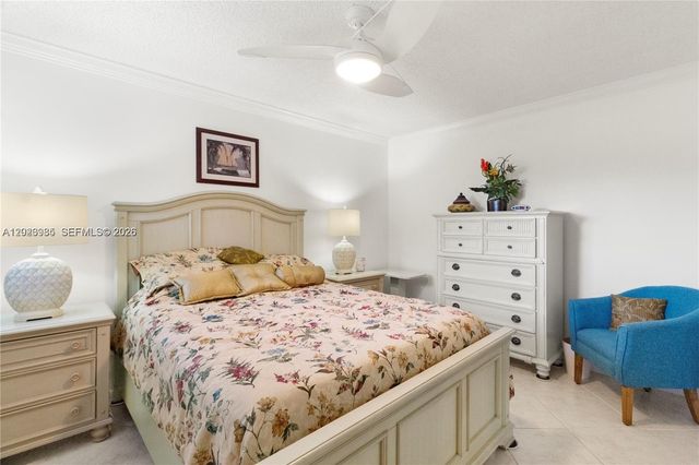 5519 Fairway Park Drive 203, Boynton Beach, FL 33437