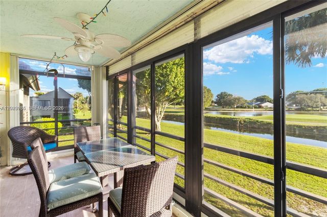 5519 Fairway Park Drive 203, Boynton Beach, FL 33437