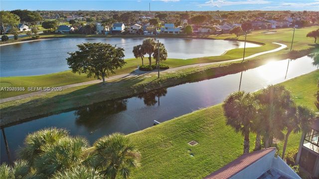 5519 Fairway Park Drive 203, Boynton Beach, FL 33437