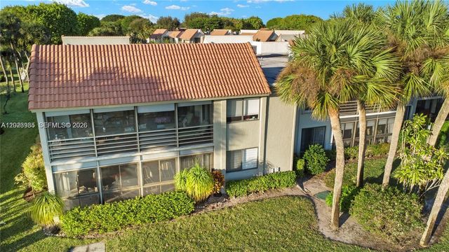 5519 Fairway Park Drive 203, Boynton Beach, FL 33437