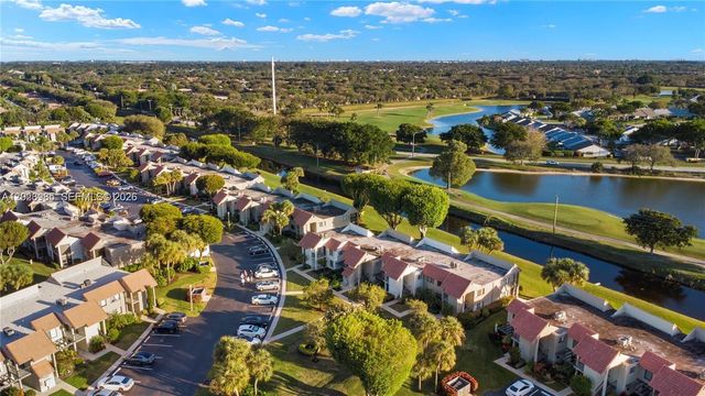 5519 Fairway Park Drive 203, Boynton Beach, FL 33437