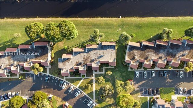 5519 Fairway Park Drive 203, Boynton Beach, FL 33437