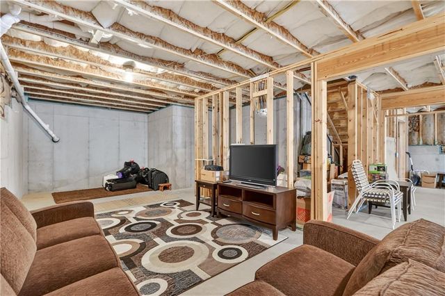 63 Crown Pointe Drive, Dawsonville, GA 30534