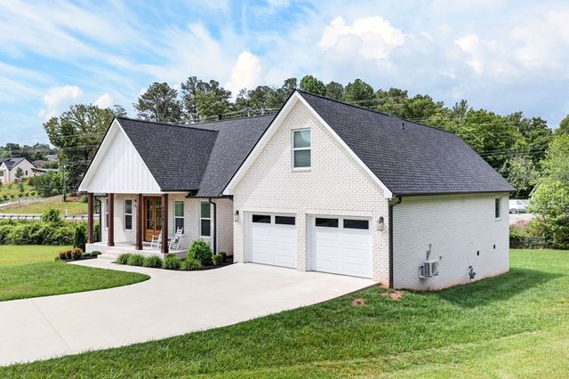 1379 Buckingham Place, Cookeville, TN 38501