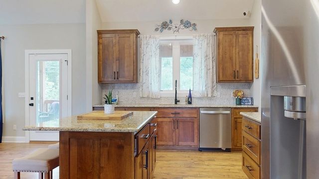 1379 Buckingham Place, Cookeville, TN 38501