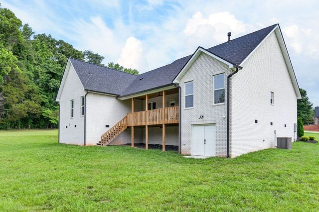 1379 Buckingham Place, Cookeville, TN 38501