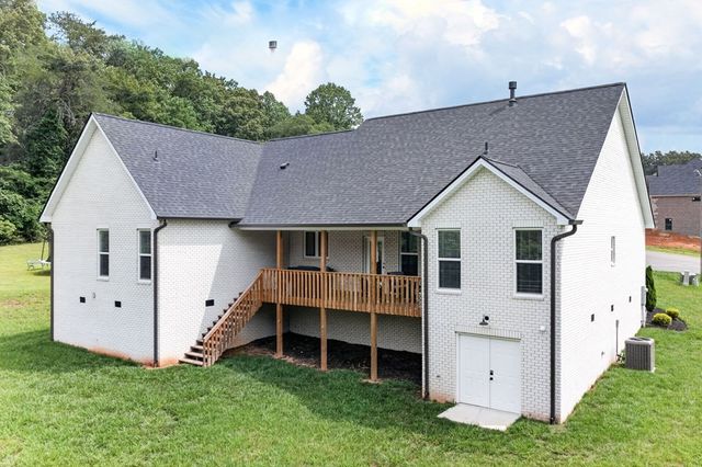 1379 Buckingham Place, Cookeville, TN 38501