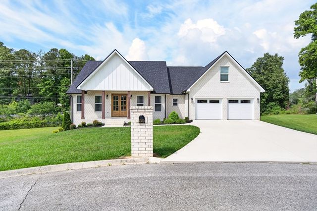 1379 Buckingham Place, Cookeville, TN 38501