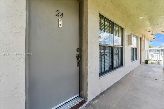 15350 SW 72nd Street 2424, Miami, FL 33193