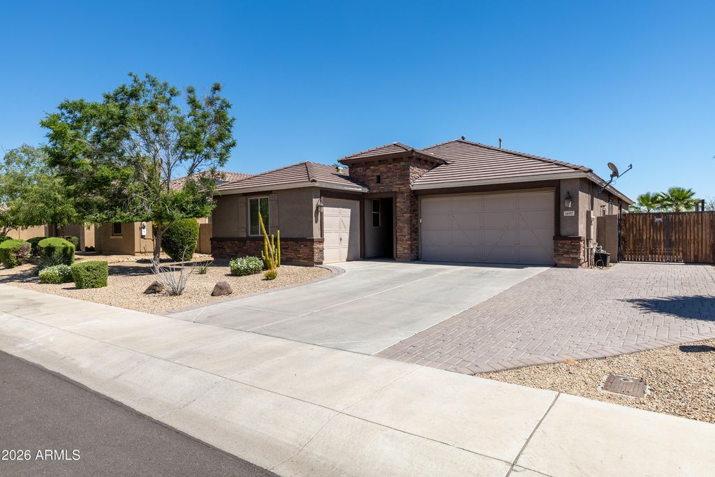 1697 N 160TH Avenue, Goodyear, AZ 85395
