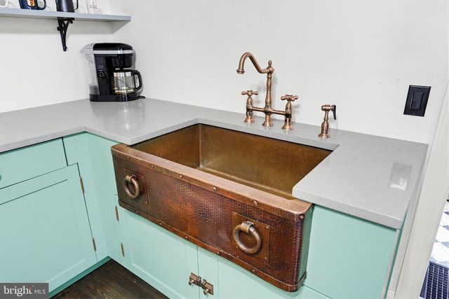 8556 FREDERICK RD, Ellicott City, MD 21043