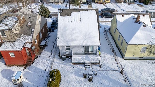 19953 Wakenden, Redford, MI 48240