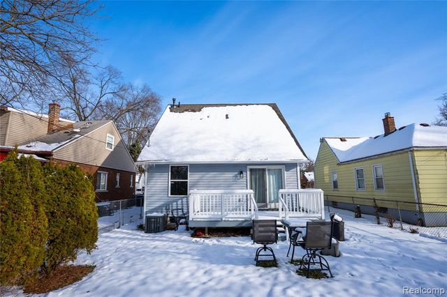 19953 Wakenden, Redford, MI 48240