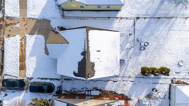 19953 Wakenden, Redford, MI 48240