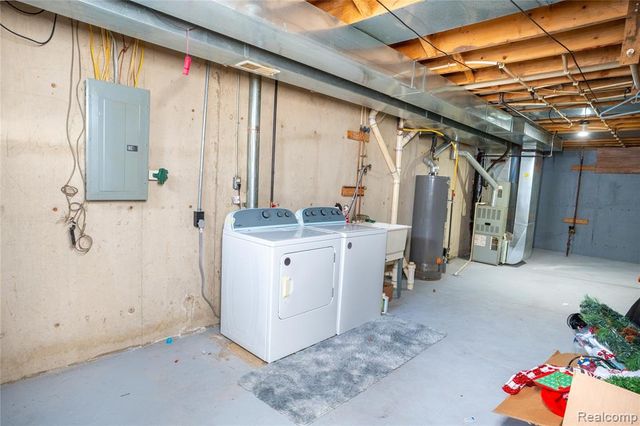 19953 Wakenden, Redford, MI 48240