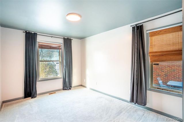 19953 Wakenden, Redford, MI 48240