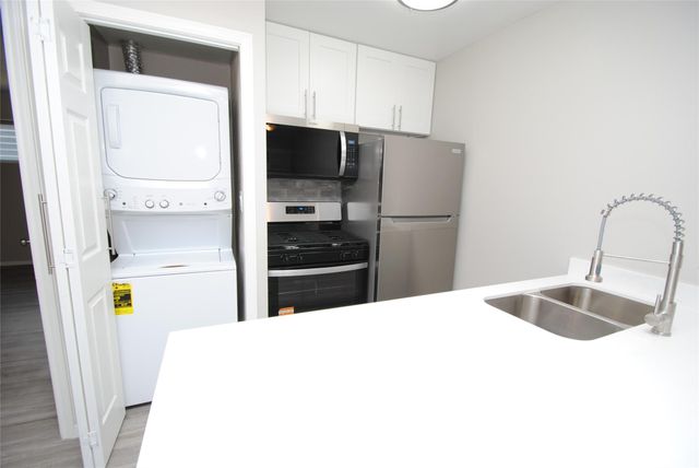 2515 Yoakum Boulevard 04, Houston, TX 77006