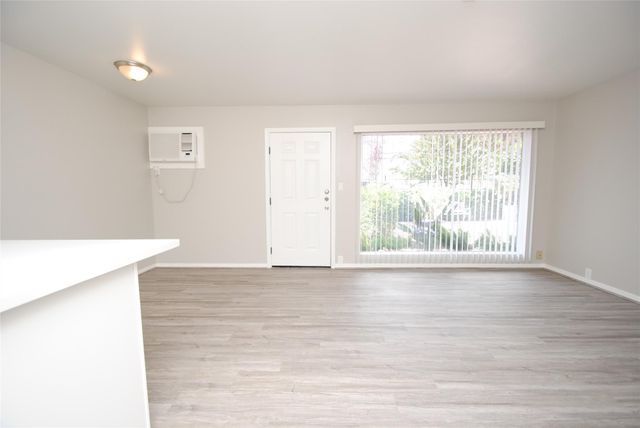 2515 Yoakum Boulevard 04, Houston, TX 77006