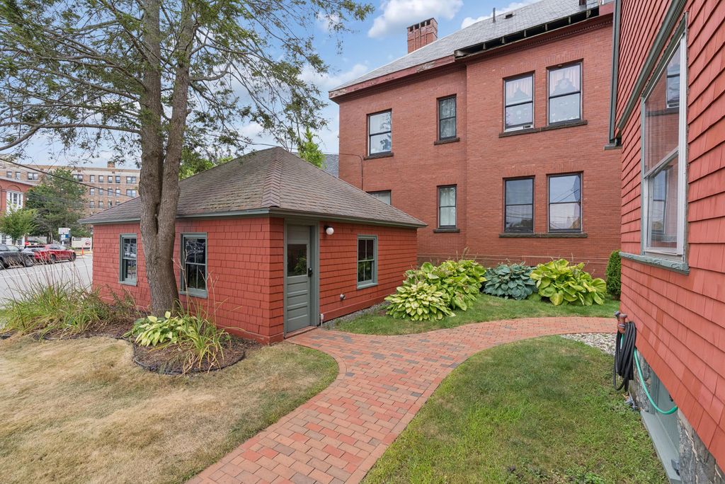 25 Bramhall Street, Portland, ME 04102 — photo 4