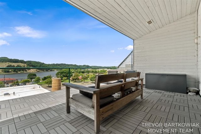 110 N Harbor Drive 310, Grand Haven, MI 49417
