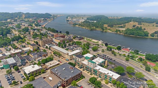 110 N Harbor Drive 310, Grand Haven, MI 49417