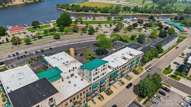 110 N Harbor Drive 310, Grand Haven, MI 49417