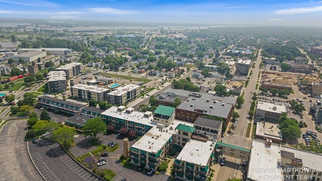 110 N Harbor Drive 310, Grand Haven, MI 49417