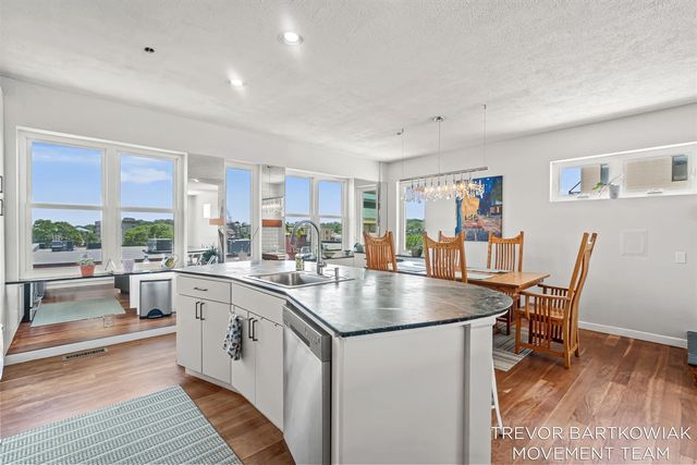 110 N Harbor Drive 310, Grand Haven, MI 49417