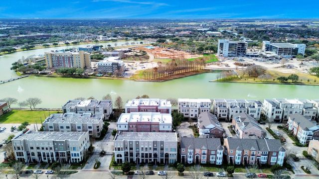 1406 Lake Pointe Parkway, Sugar Land, TX 77478