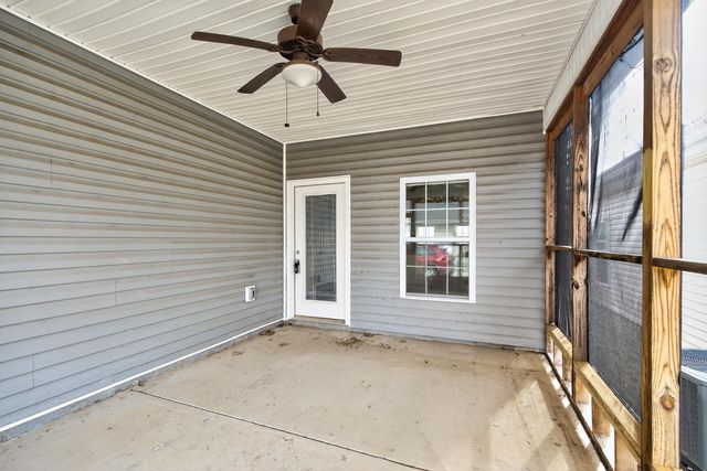 140 McCowans Ferry Alley, Versailles, KY 40383