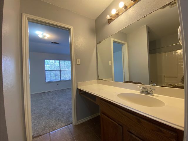 2913 Castlebend Drive, Seagoville, TX 75159