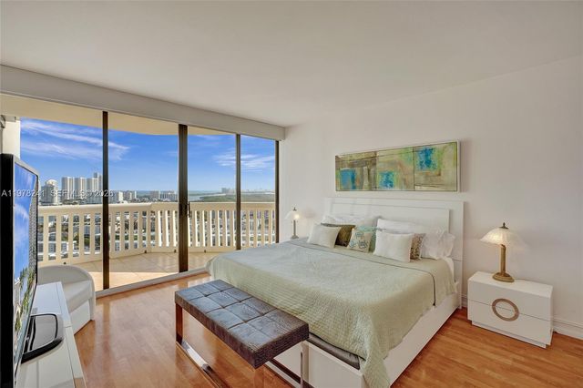 2000 Island Blvd 2802, Aventura, FL 33160