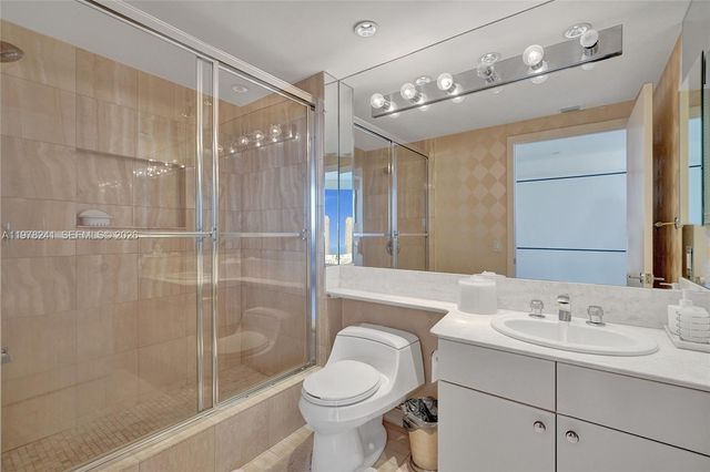 2000 Island Blvd 2802, Aventura, FL 33160