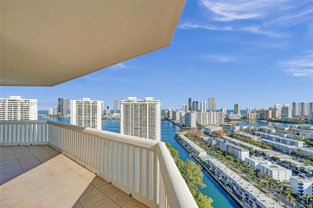 2000 Island Blvd 2802, Aventura, FL 33160