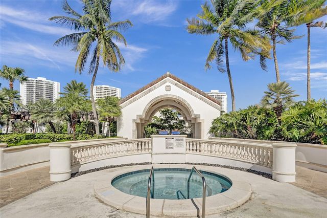 2000 Island Blvd 2802, Aventura, FL 33160