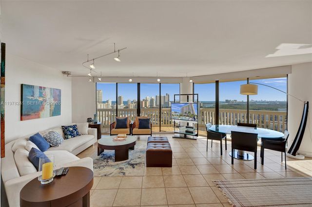 2000 Island Blvd 2802, Aventura, FL 33160